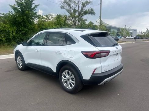 Used 2023 Ford Escape Active AWD/4WD image 7