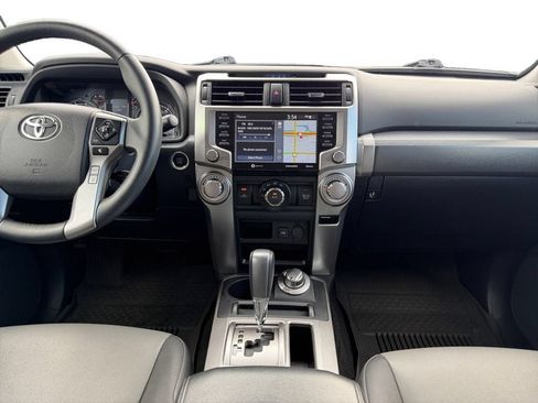 Used 2022 Toyota 4Runner SR5 Premium w/ Moonroof Package AWD/4WD image 12