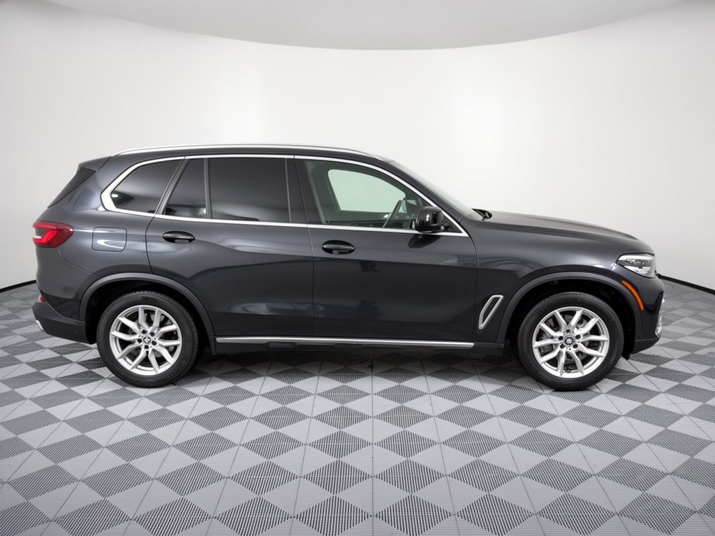 Used 2021 BMW X5 sDrive40i w/ Premium Package RWD image 8