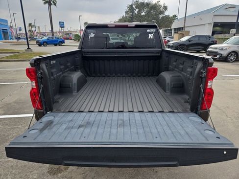 Used 2021 Chevrolet Silverado 1500 LT image 6