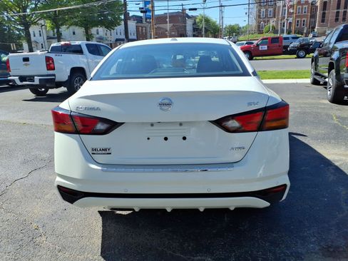 Used 2021 Nissan Altima 2.5 SV AWD/4WD image 6