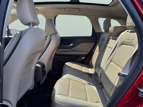 Used 2021 Lincoln Corsair AWD w/ Premium Package image 13