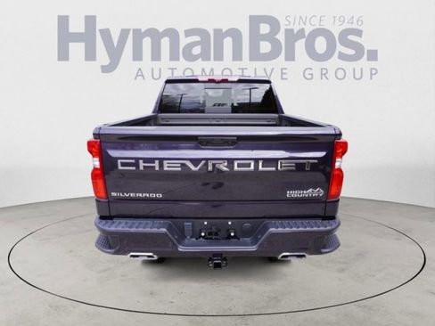 Used 2022 Chevrolet Silverado 1500 High Country w/ Technology Package image 6