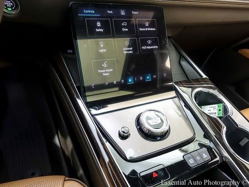 New 2026 Cadillac Escalade Luxury w/ Touring Package image 18