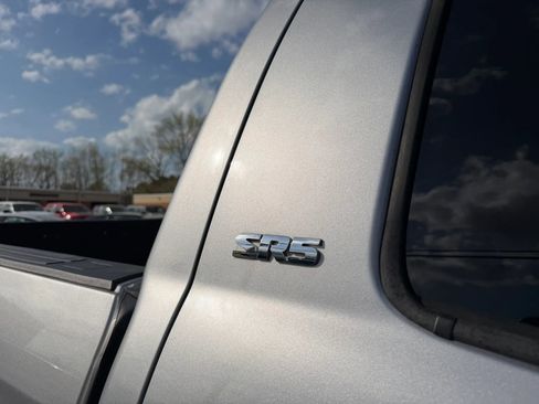 Used 2016 Toyota Tundra SR5 w/ TRD Off Road Package image 10