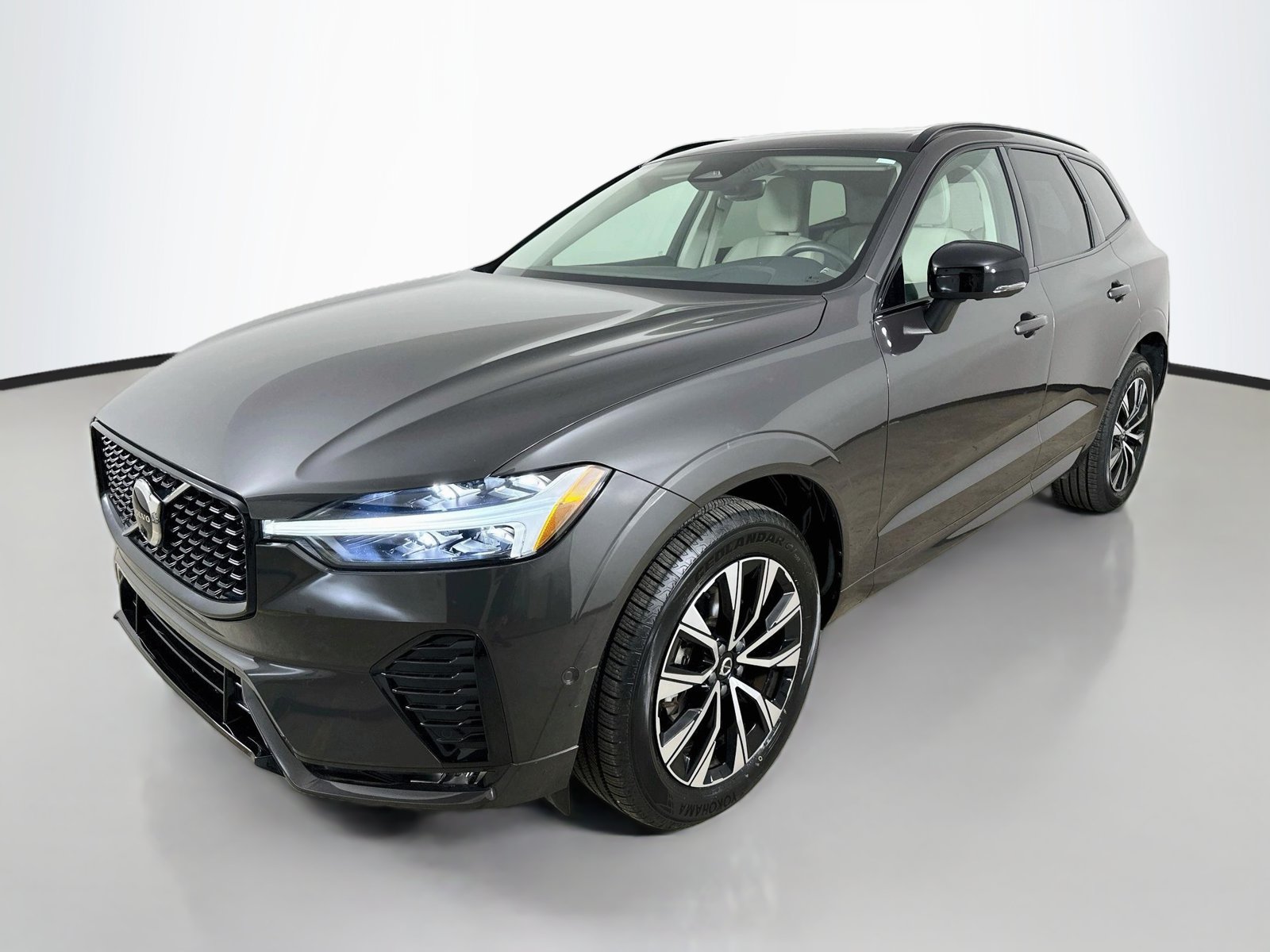 Used 2024 Volvo XC60 B5 Plus w/ Protection Package AWD/4WD image 1
