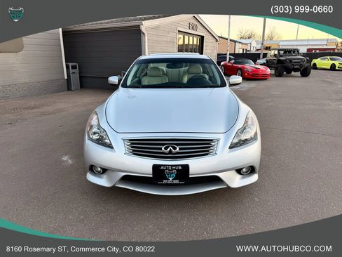Used 2013 INFINITI G37 x Coupe w/ Premium Pkg image 3