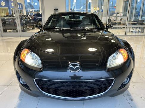 Used 2011 MAZDA MX-5 Miata Grand Touring image 4
