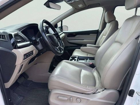 Used 2021 Honda Odyssey Touring image 10