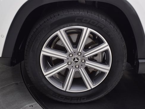 Certified 2022 Mercedes-Benz GLS 450 4MATIC image 11