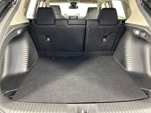 Used 2025 Honda HR-V LX image 18