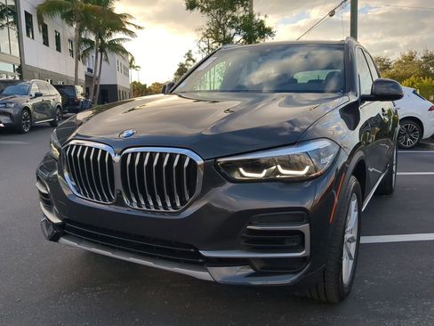 Used 2023 BMW X5 xDrive40i w/ Premium Package image 9