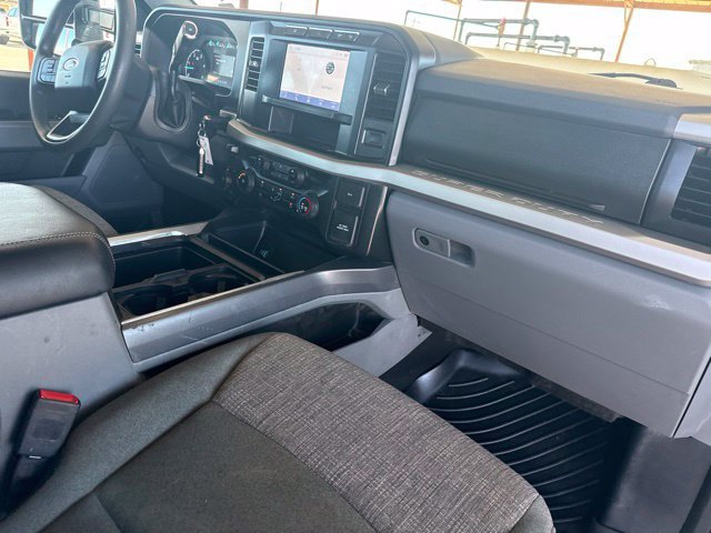 Used 2024 Ford F350 XLT w/ FX4 Off-Road Package AWD/4WD image 13