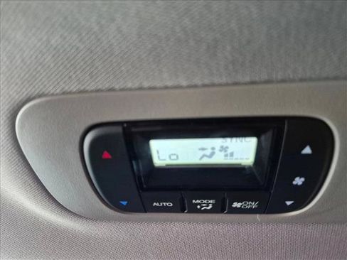 Used 2025 Honda Odyssey EX-L image 16