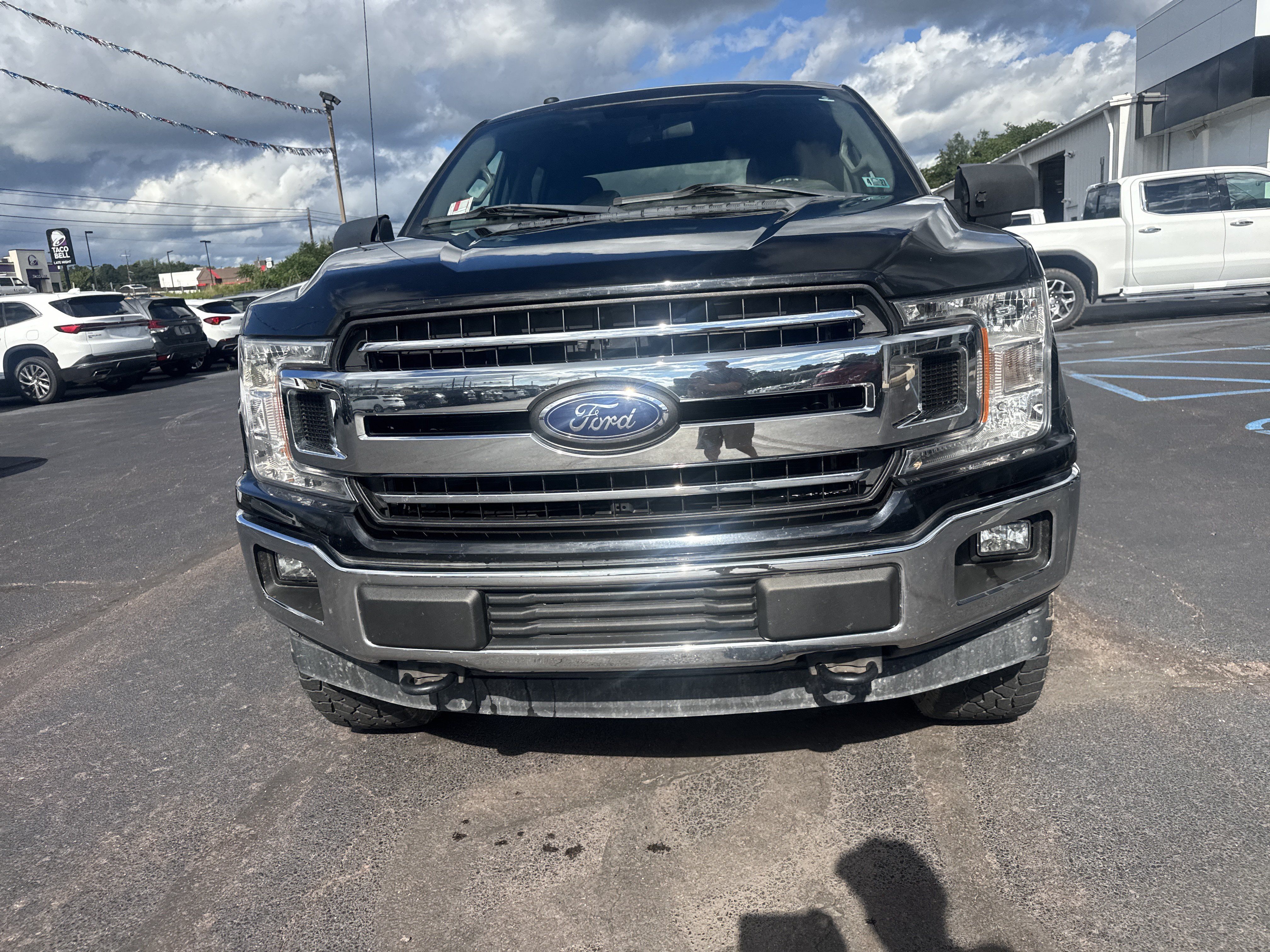 Used 2018 Ford F150 XLT AWD/4WD image 12