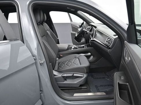 New 2026 Volkswagen Atlas Cross Sport SE AWD/4WD image 14