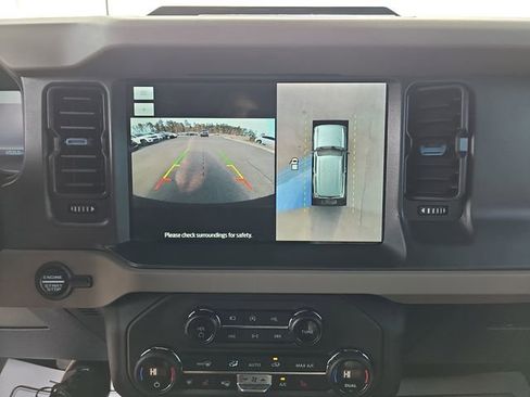 Used 2024 Ford Bronco Wildtrak AWD/4WD image 26