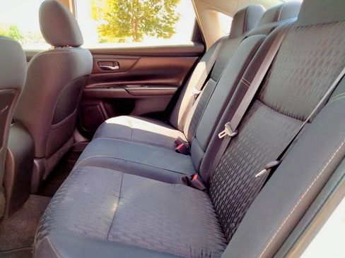 Used 2018 Nissan Altima 2.5 S w/ S Convenience Package image 12