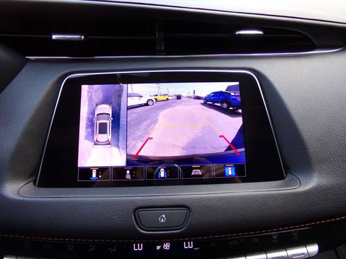 Used 2022 Cadillac XT4 Sport image 26