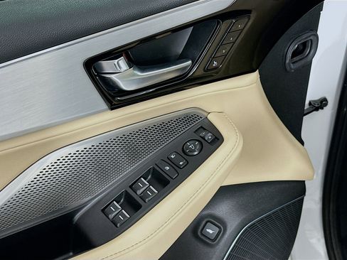 Used 2022 Acura MDX FWD image 15