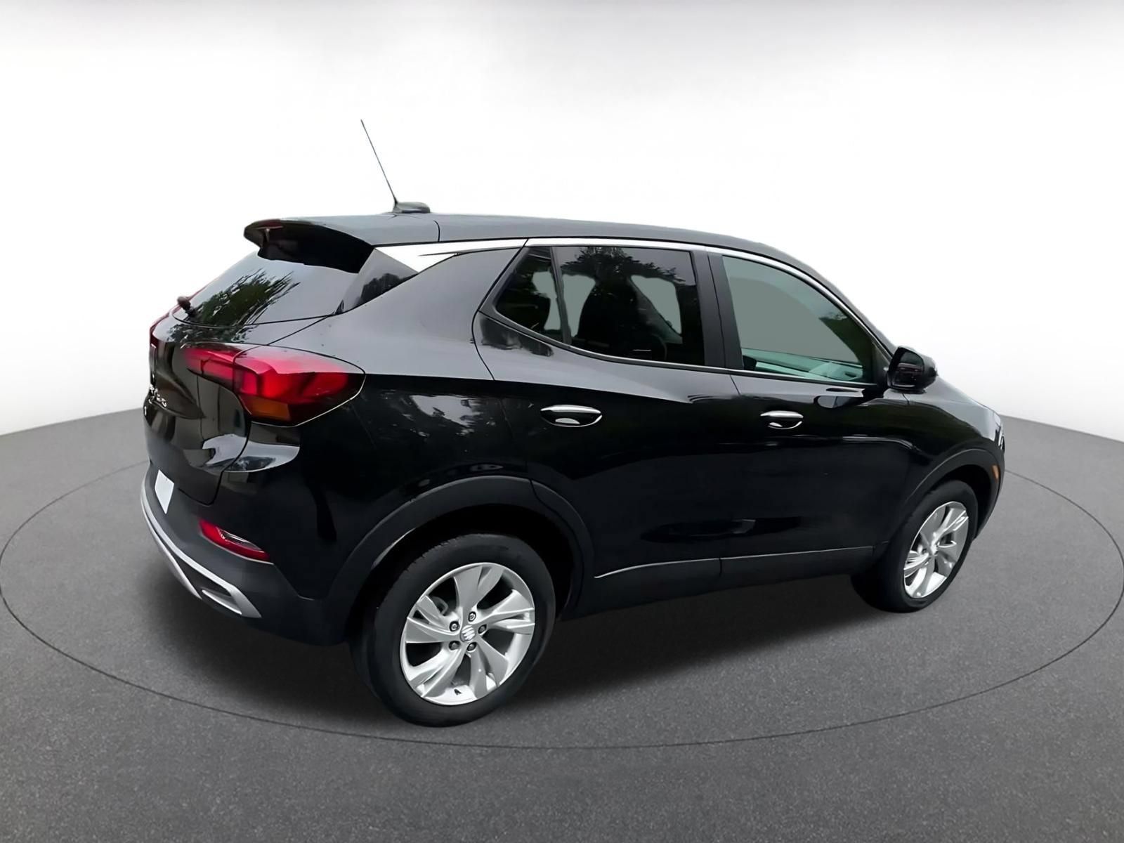 Used 2025 Buick Encore GX Preferred AWD/4WD image 14