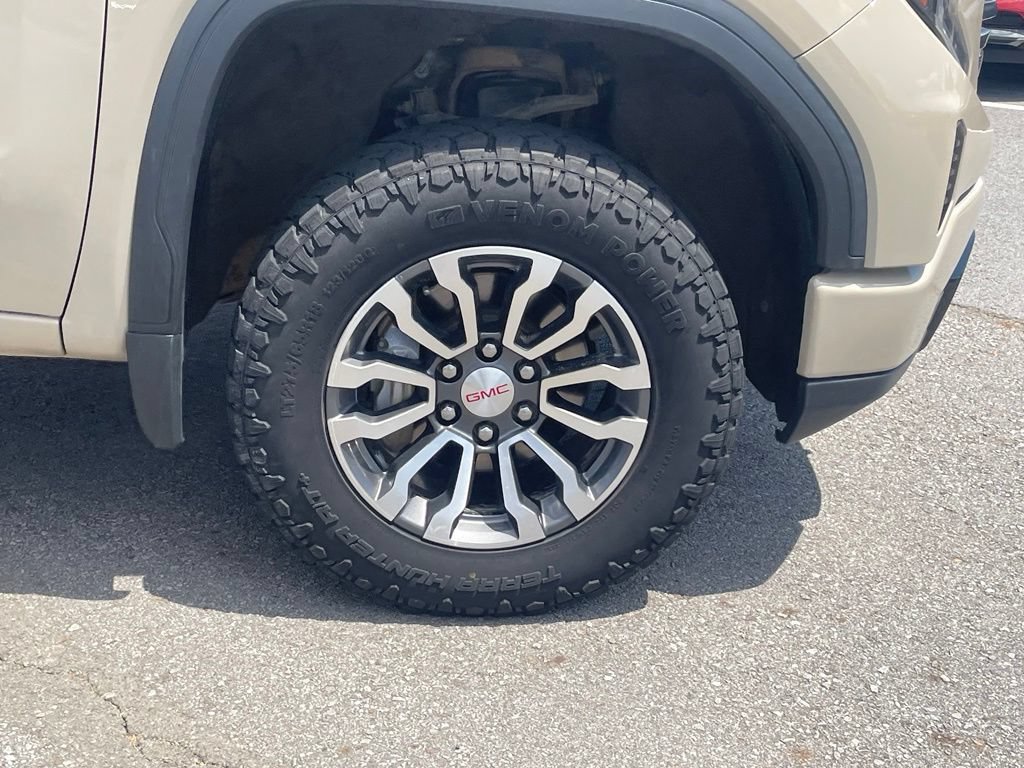 Used 2022 GMC Sierra 1500 AT4 AWD/4WD image 32