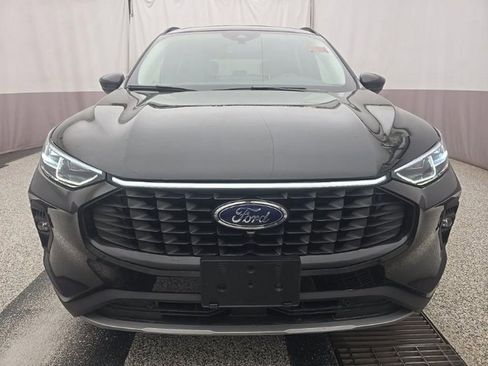 Used 2024 Ford Escape Platinum AWD/4WD image 3