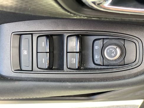 Used 2023 Subaru Outback Premium w/ Popular Package #1 AWD/4WD image 16