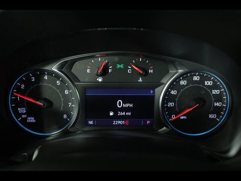 Used 2023 Chevrolet Equinox RS AWD/4WD image 24