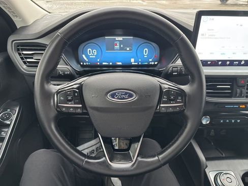 Used 2025 Ford Escape Platinum image 21