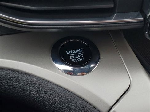 Certified 2022 Ford Explorer XLT w/ Equipment Group 202A image 19