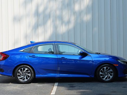 Used 2017 Honda Civic EX image 45