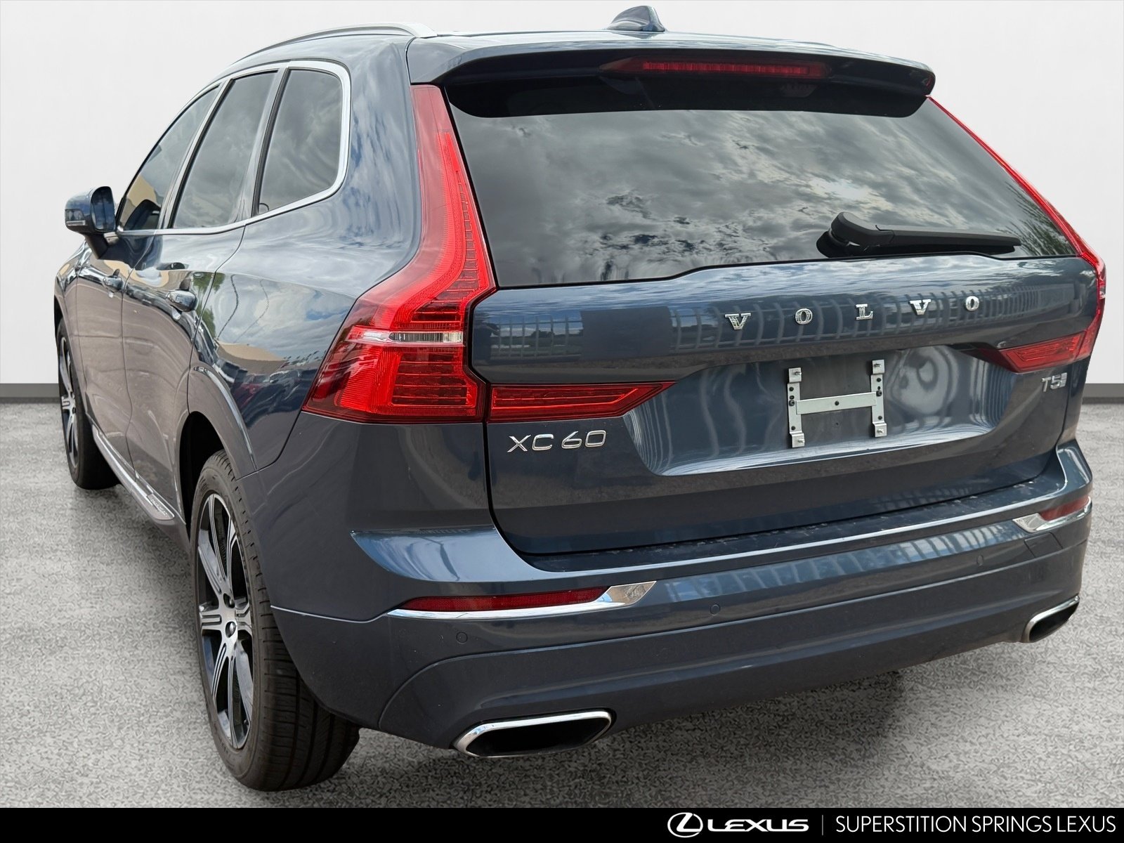 Used 2020 Volvo XC60 T5 Inscription FWD image 4