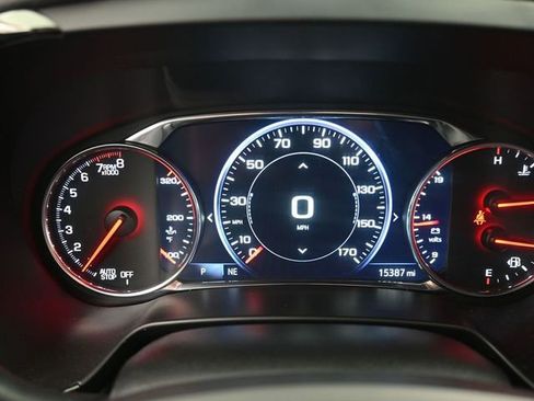 Used 2025 Chevrolet Blazer RS image 9