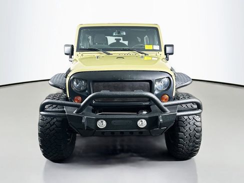 Used 2013 Jeep Wrangler Unlimited Rubicon w/ Connectivity Group image 2