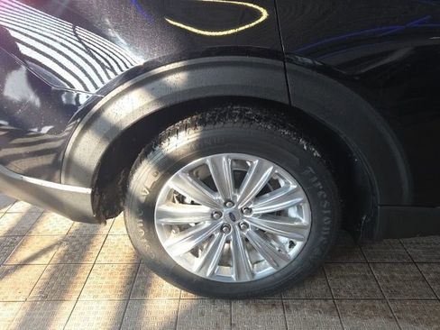 Used 2020 Ford Explorer Limited w/ Class III Trailer Tow Package image 5