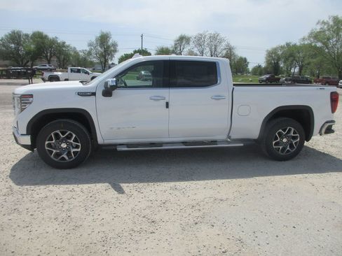 New 2026 GMC Sierra 1500 SLT w/ SLT Premium Plus Package image 10