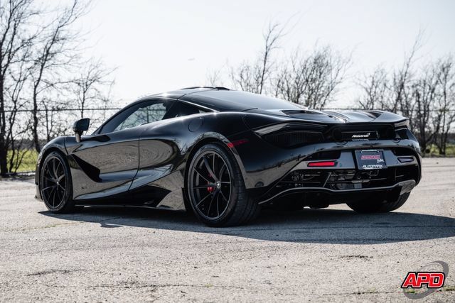 Used 2019 McLaren 720S RWD image 12