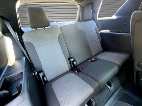 Used 2022 Chevrolet Traverse LT AWD/4WD image 17