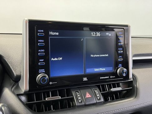 Used 2021 Toyota RAV4 XLE Premium image 42