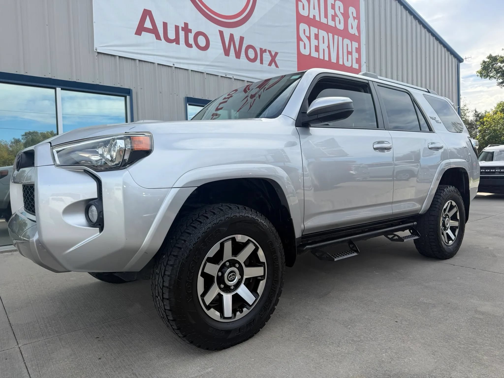 Used 2018 Toyota 4Runner TRD Off-Road AWD/4WD image 21