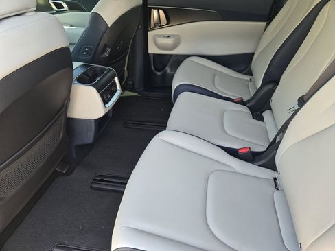 New 2026 Kia Carnival SX FWD image 20