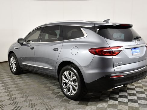 Used 2018 Buick Enclave Avenir w/ Avenir Technology Package AWD/4WD image 8