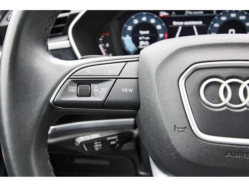 Used 2025 Audi Q3 2.0T Premium AWD/4WD image 21