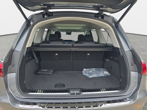 New 2026 Mercedes-Benz GLS 450 4MATIC image 12