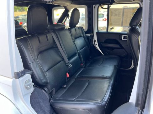 Used 2021 Jeep Wrangler Unlimited Rubicon 4xe w/ Steel Bumper Group AWD/4WD image 23