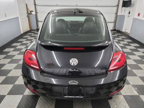 Used 2012 Volkswagen Beetle 2.0T FWD image 5