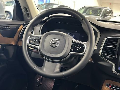 Certified 2024 Volvo XC90 B6 Plus w/ Protection Package Premier AWD/4WD image 24