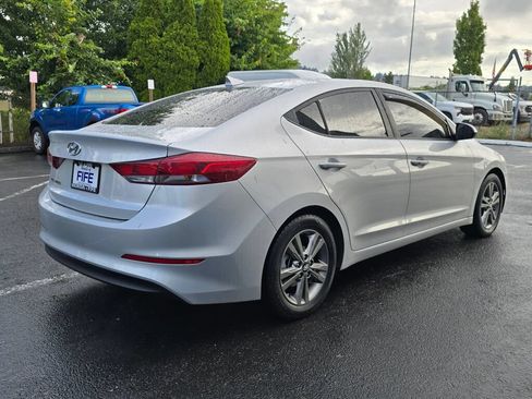 Used 2018 Hyundai Elantra Value Edition FWD image 6