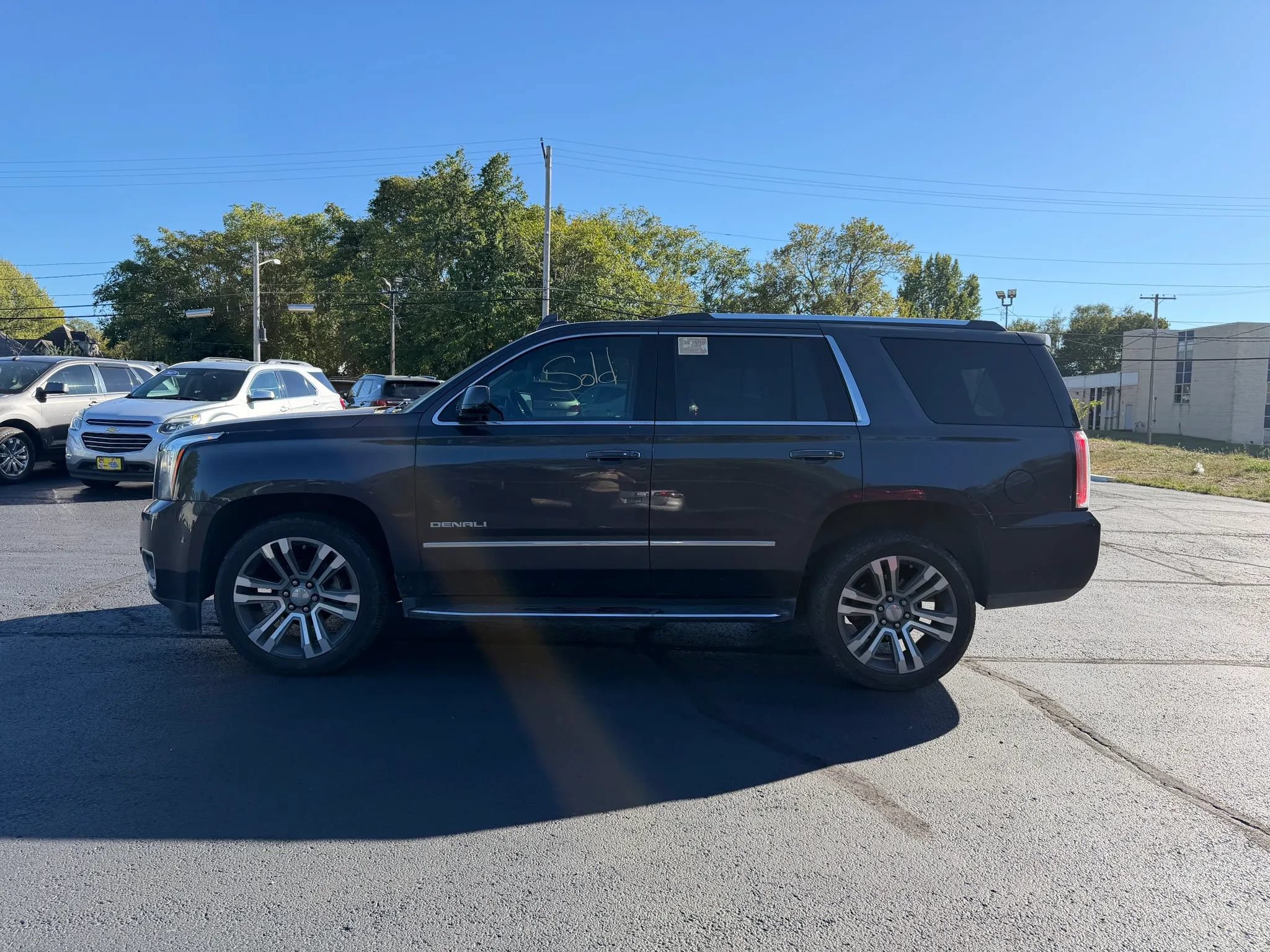 Used 2018 GMC Yukon Denali w/ Open Road Package AWD/4WD image 4